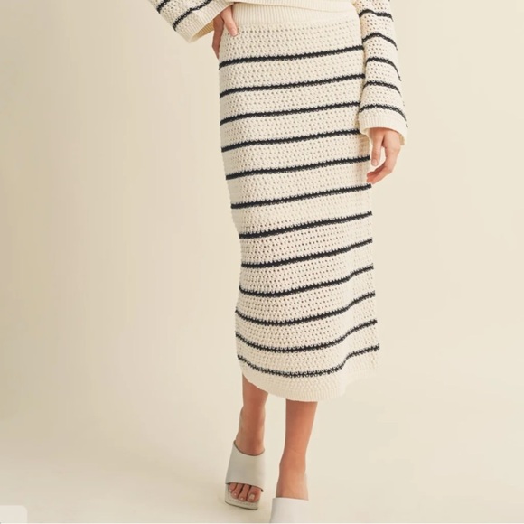 evolutionary stripe knit skirt - Picture 8 of 11
